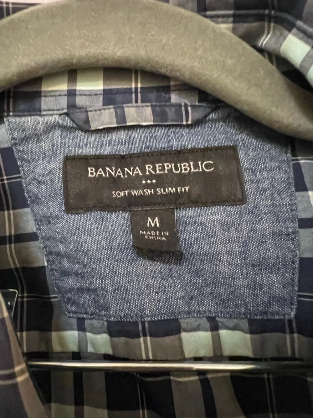 Banana republic Short-Sleeve Plaid Shirt - Navy & Light Blue - men’s medium